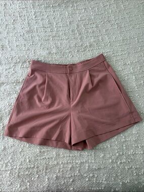 Varley High-Waist Pleated Shorts in Dusty Rose